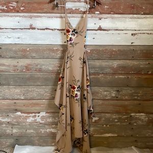 N L W Floral maxi dress! Size small!